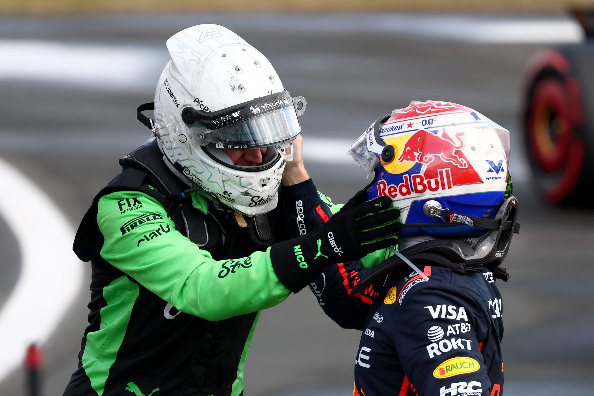 Max Verstappen congratulating Nico Hulkenberg after the British Grand Prix - Source: Getty